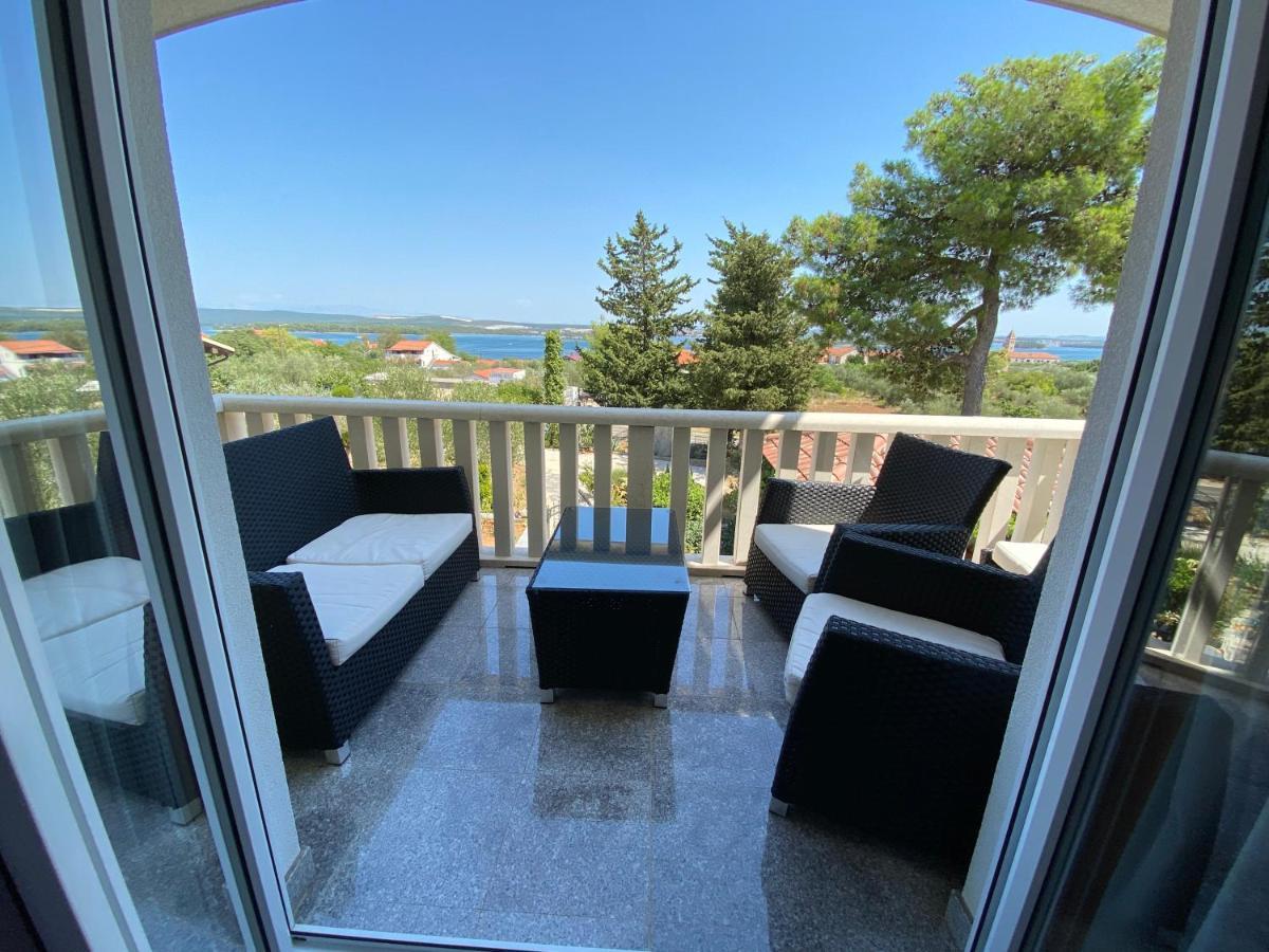 Apartments Villa Lora Kraj  Exteriér fotografie