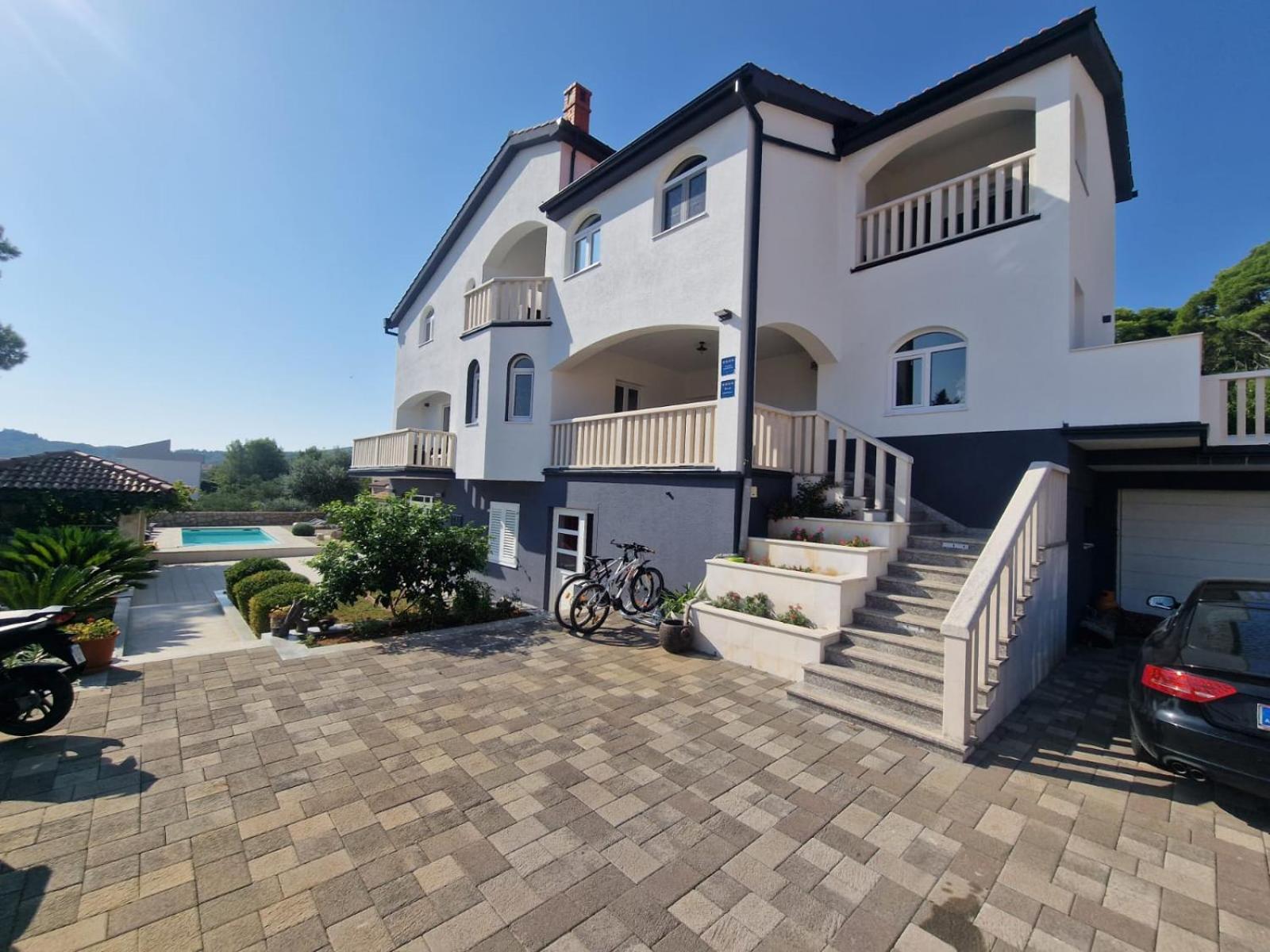 Apartments Villa Lora Kraj  Exteriér fotografie
